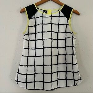 🦋 Maurices White Black Yellow Checkered Tank Top Blouse Small